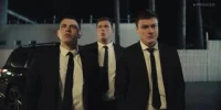 1 сезон 1 серия — Телохранители (2023) 1 сезон 1 серия